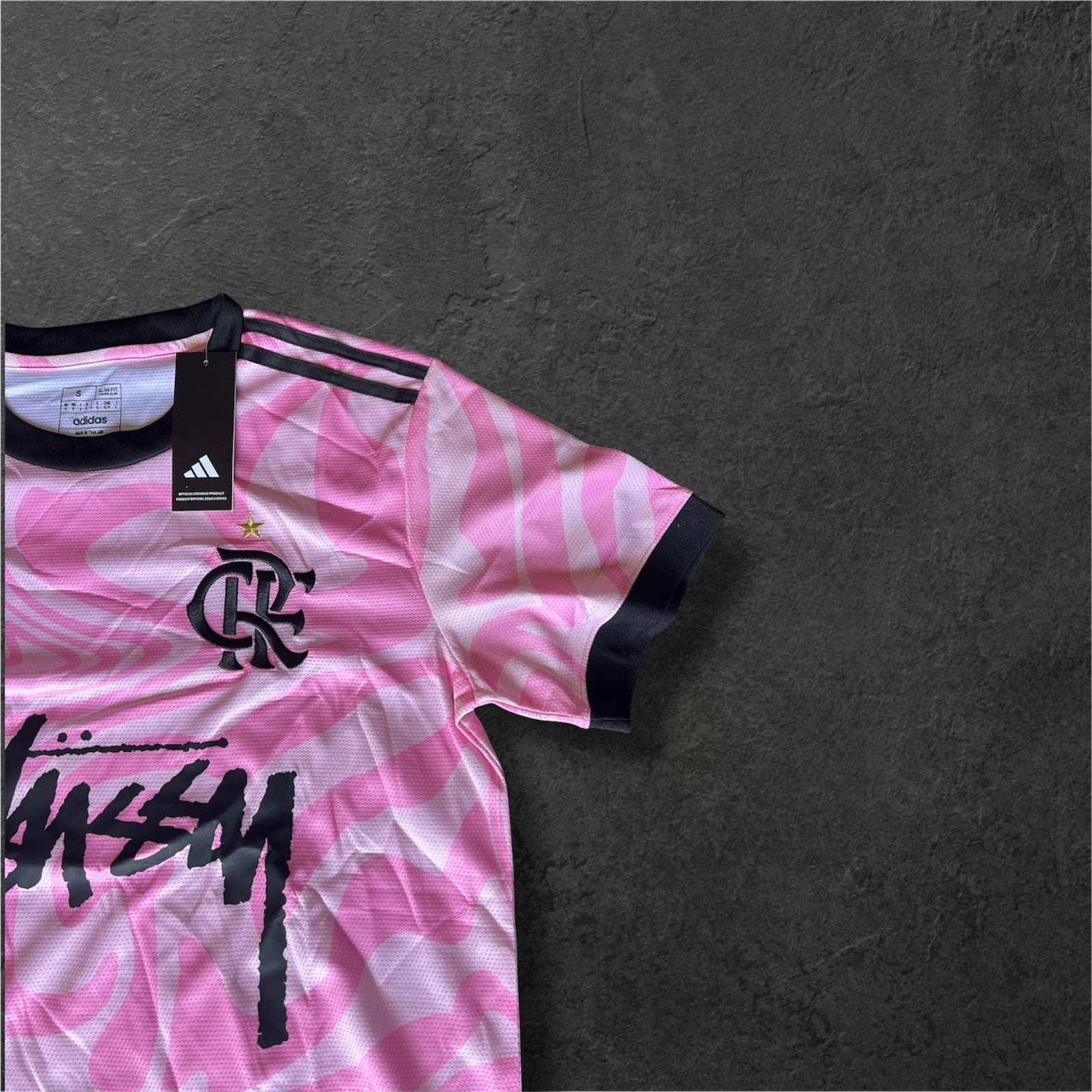 Camiseta de fútbol rosa – photo 3
